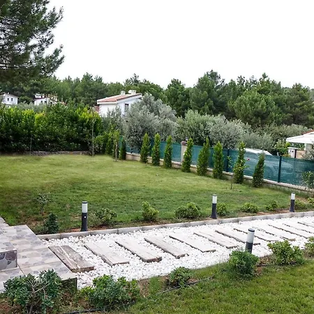 Sk Pool & Sauna * Urla